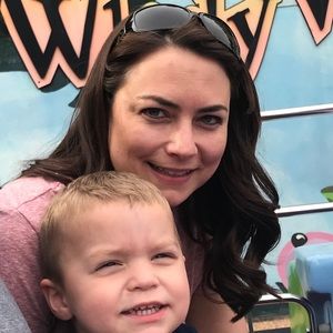 Meet your Posher, Roxanne